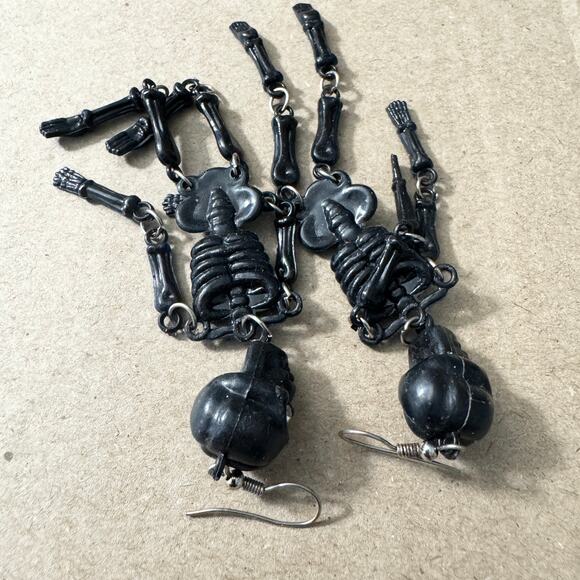 Skeleton Halloween Earrings Pierced - Picture 4 of 9
